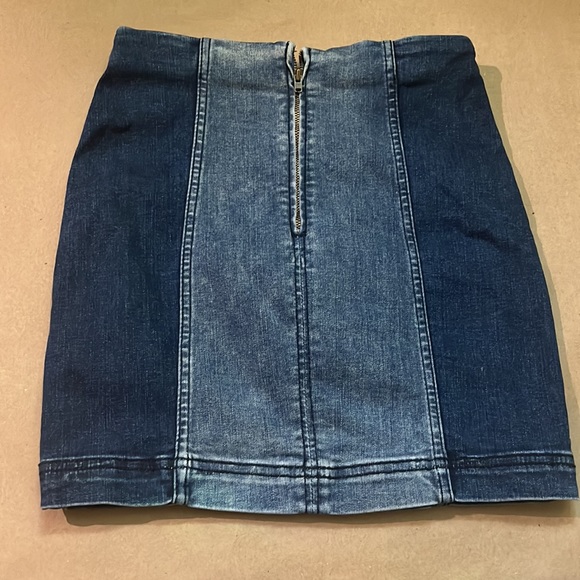 Free People - Modern Femme Two Tone Block Mini Skirt - Picture 3 of 8